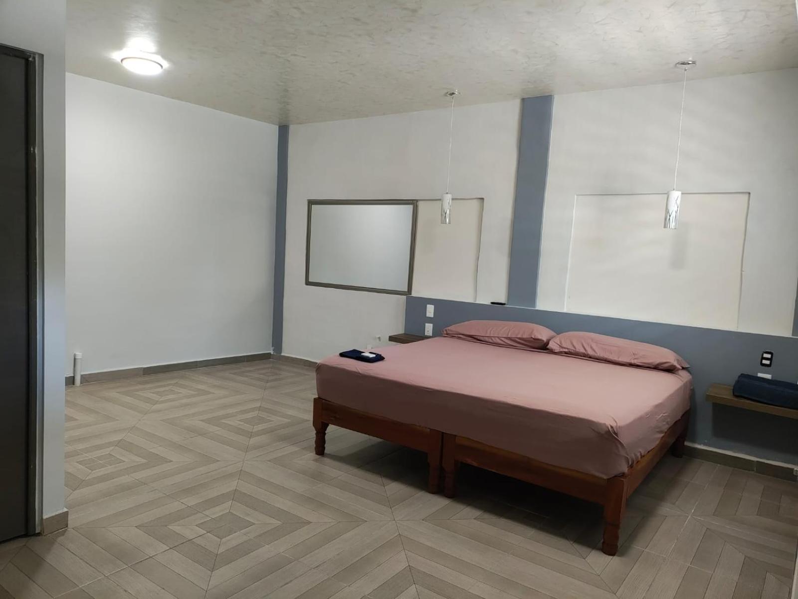 Hotel Blue Turtle 巴卡拉尔 外观 照片